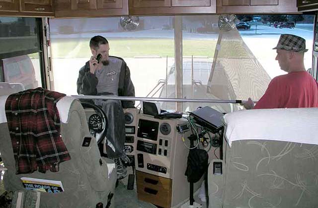 Measuring for the large windshield shade
