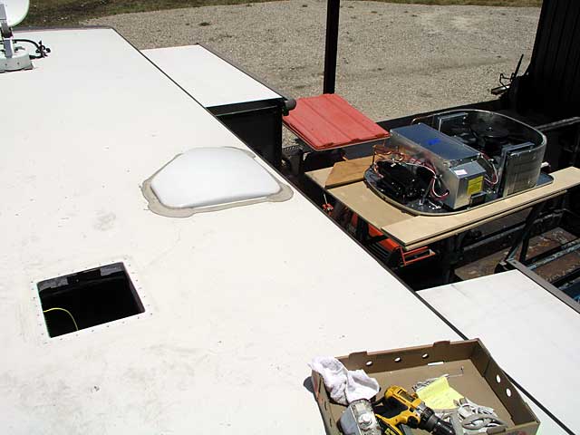 Genie lift from the roof